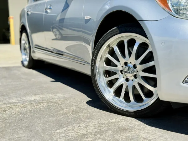 2008 Lexus LS460 — photo