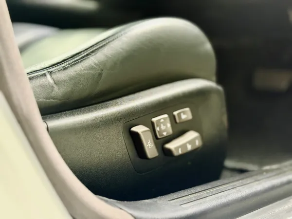 2008 Lexus LS460 — photo
