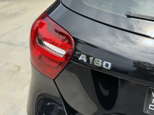 2016 Mercedes-Benz A180 — photo